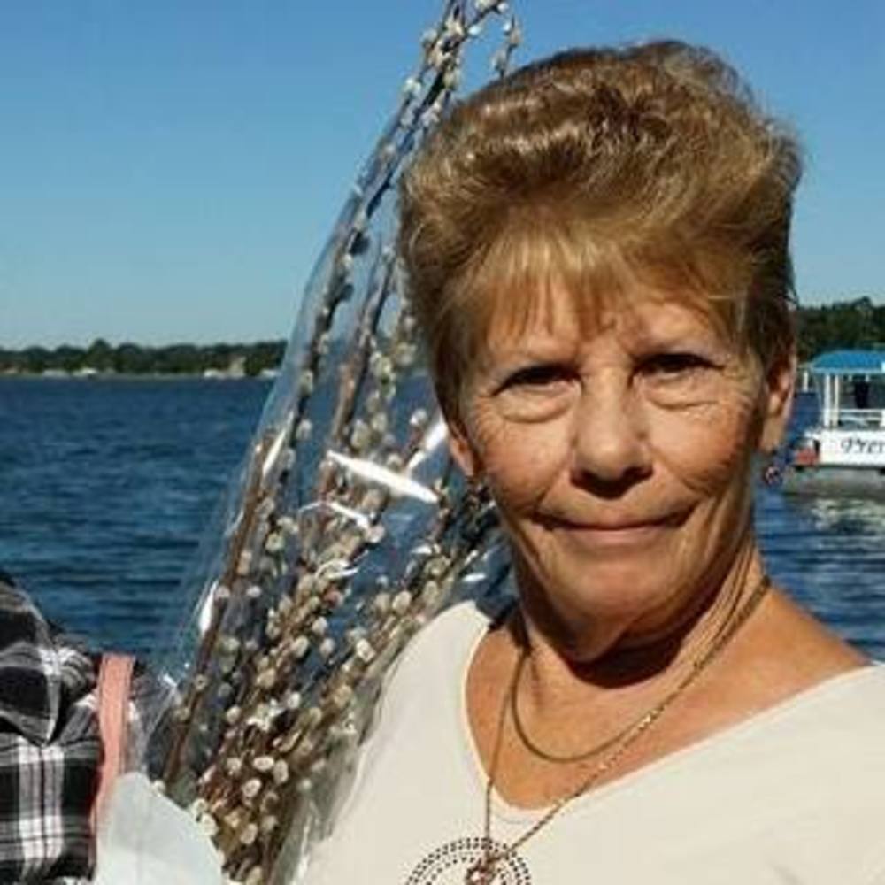 Meet your Posher, Linda